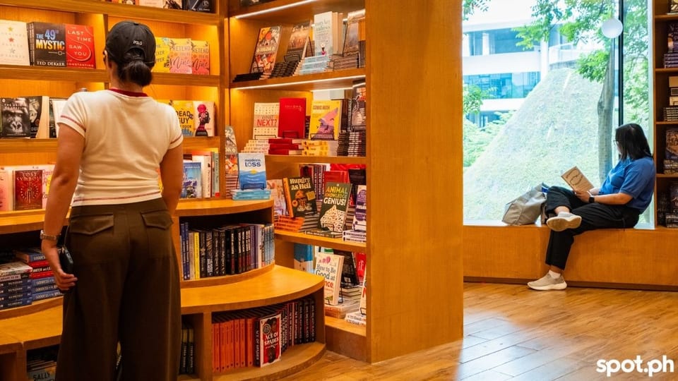 national book store superbranch festival mall